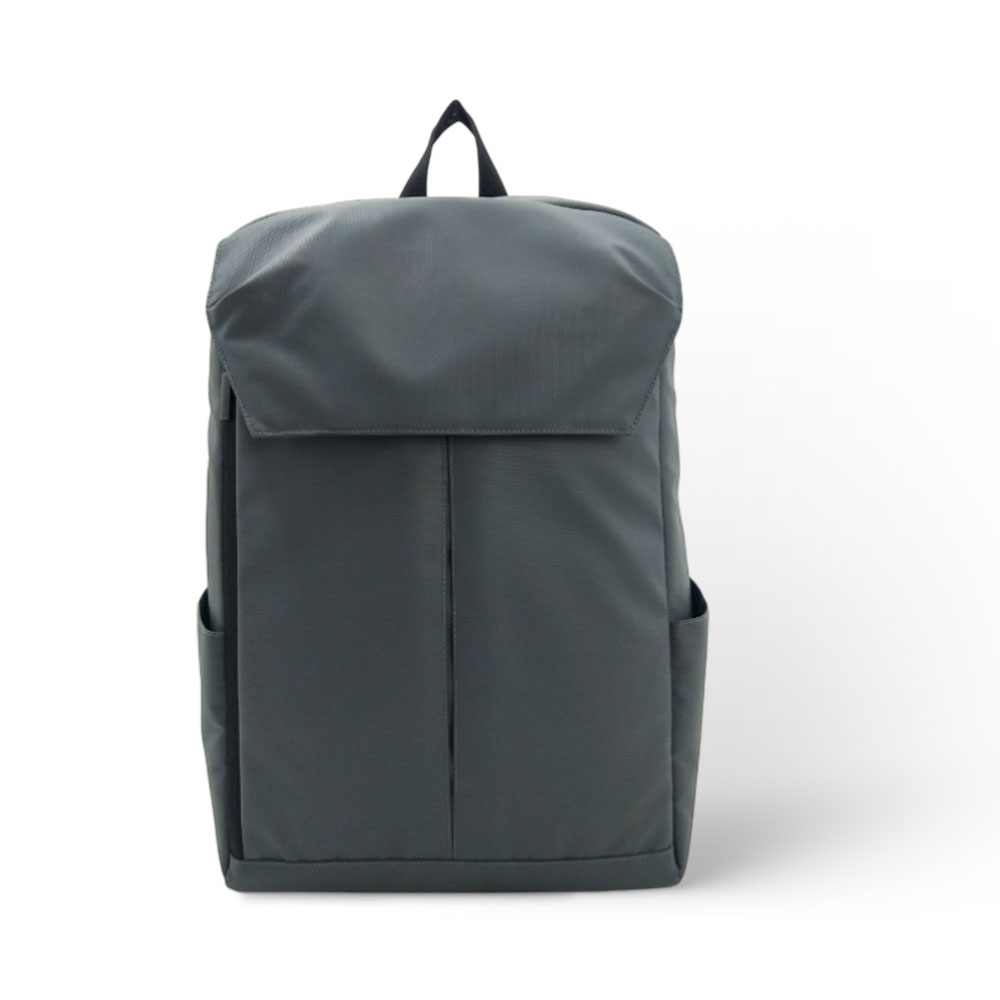 CLASSIC BAG – Fully Padded Waterproof Backpack with Magnetic Snap Closure