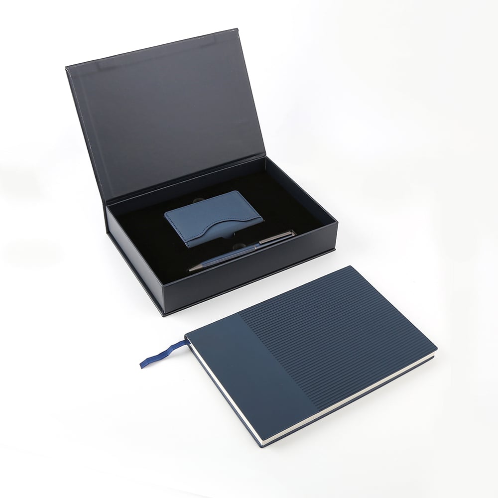AGENDA PRO SET ? Executive 4-Piece Notebook Gift Set with PU Binder, Metal Pen & Card Holder for Professionals